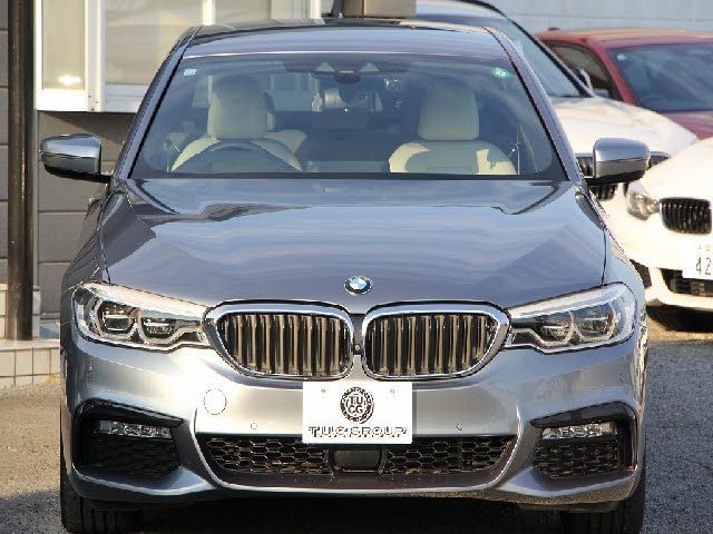 BMW 5SERIES SEDAN 2018 Image 31