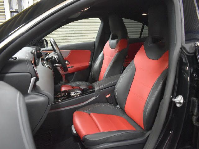 MERCEDES BENZ CLA CL 2019 Image 31