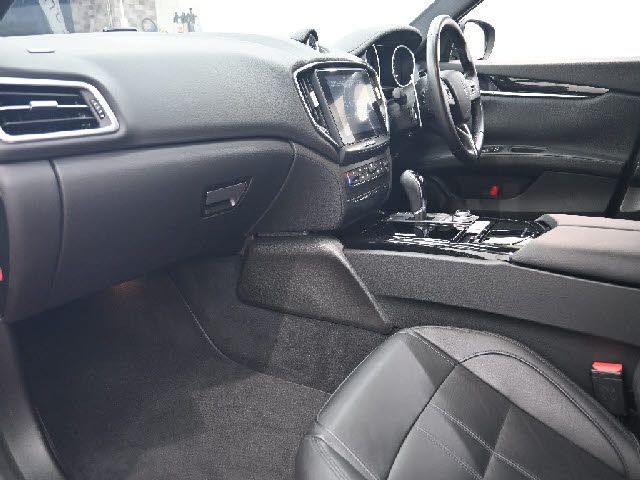 MASERATI GHIBLI SEDA 2017 Image 31