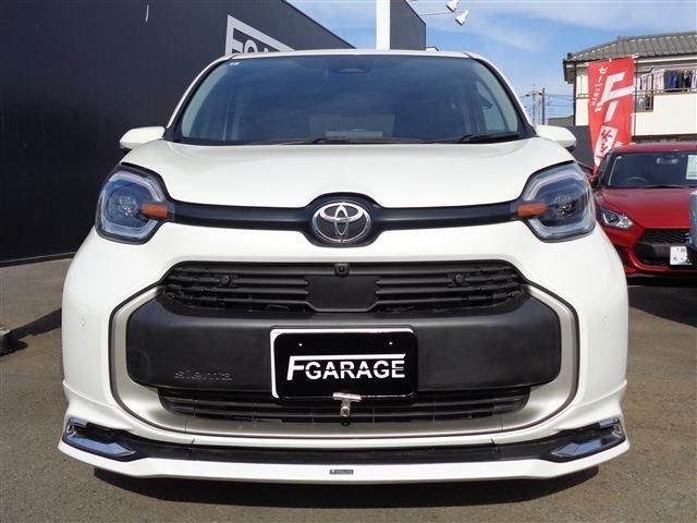 TOYOTA SIENTA HYBRID 2023 Image 31