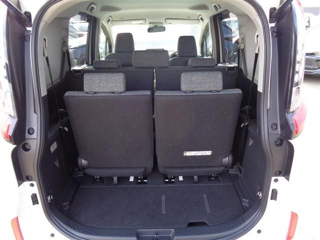 TOYOTA SIENTA HYBRID 2023 Image 31