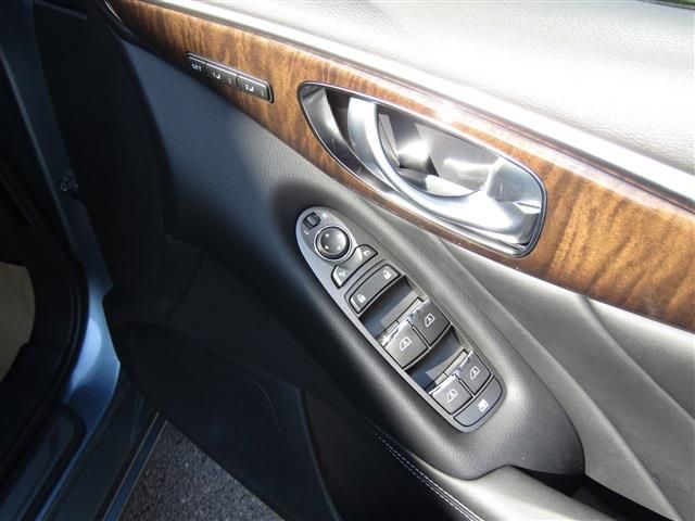 NISSAN SKYLINE HYBRID 2018 Image 31