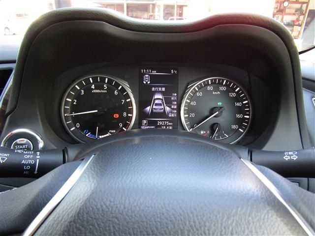 NISSAN SKYLINE HYBRID 2018 Image 31