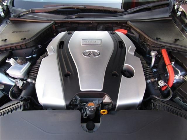 NISSAN SKYLINE HYBRID 2018 Image 31