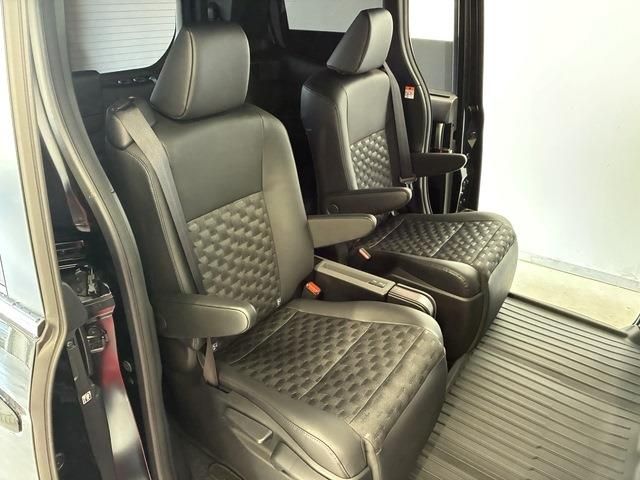 TOYOTA VOXY HYBRID 2024 Image 31