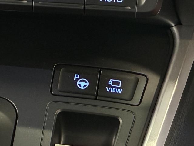 TOYOTA VOXY HYBRID 2024 Image 31