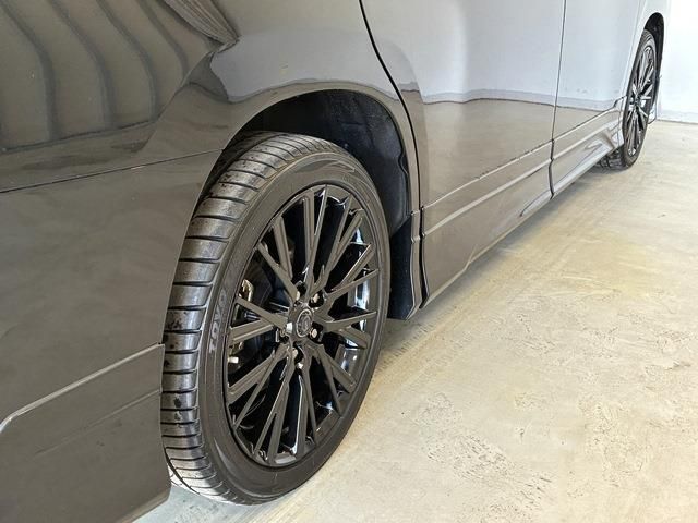 TOYOTA VOXY HYBRID 2024 Image 31