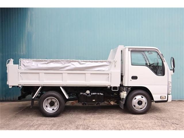 ISUZU  2019 Image 31