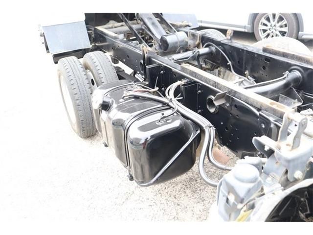 ISUZU  2019 Image 31