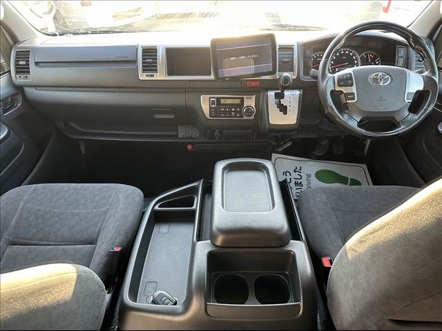 TOYOTA HIACE WAGON 2020 Image 31