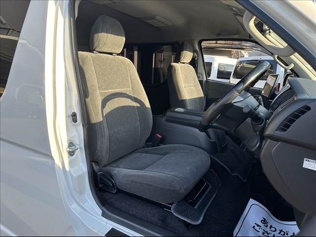 TOYOTA HIACE WAGON 2020 Image 31