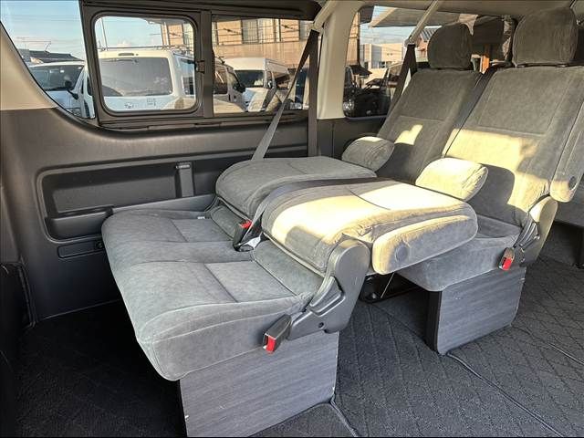 TOYOTA HIACE WAGON 2020 Image 31