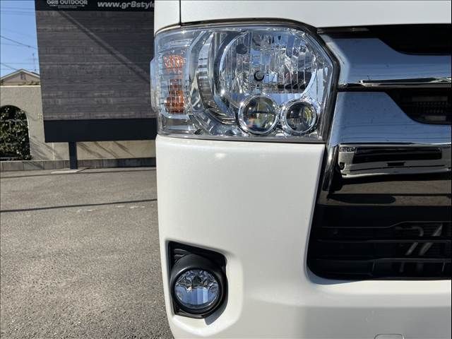 TOYOTA HIACE VAN 2WD 2019 Image 31