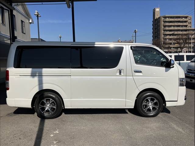 TOYOTA HIACE VAN 2WD 2019 Image 31
