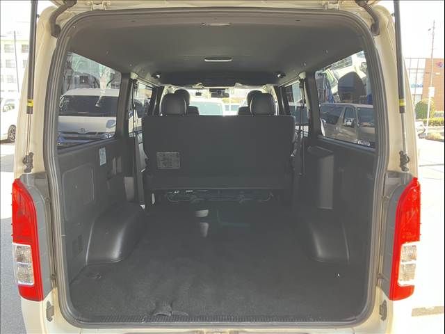 TOYOTA HIACE VAN 2WD 2019 Image 31