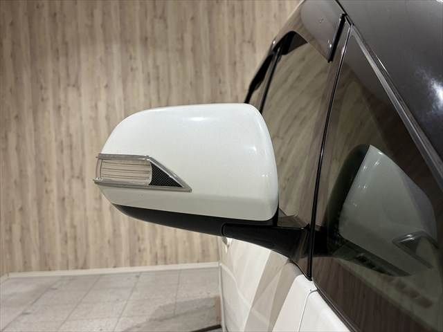 TOYOTA ESTIMA 2016 Image 31