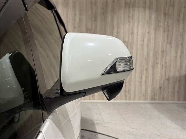 TOYOTA ESTIMA 2016 Image 31