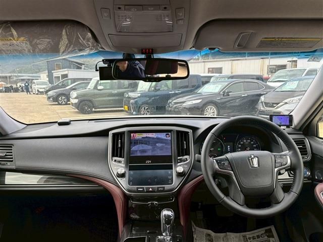 TOYOTA CROWN SEDAN HYBRID 2013 Image 31