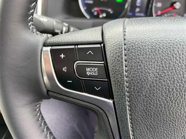 TOYOTA CROWN SEDAN HYBRID 2013 Image 31