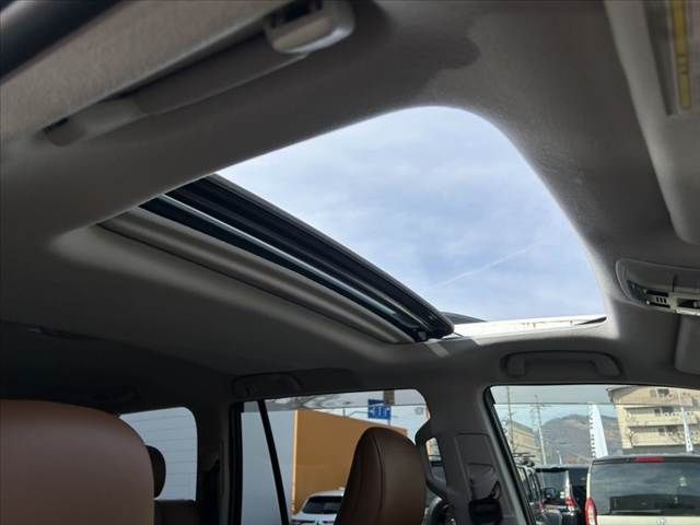 TOYOTA LANDCRUISER PRADO 2022 Image 31