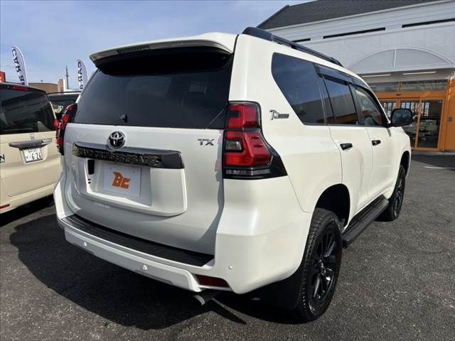 TOYOTA LANDCRUISER PRADO 2022 Image 31