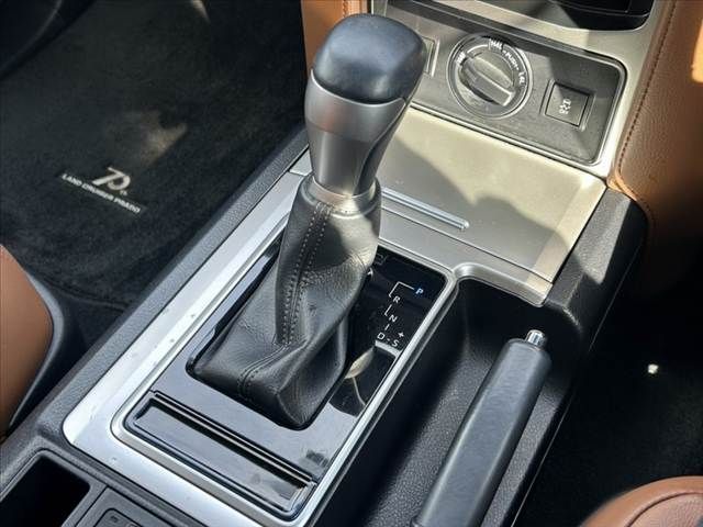 TOYOTA LANDCRUISER PRADO 2022 Image 31