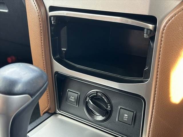 TOYOTA LANDCRUISER PRADO 2022 Image 31