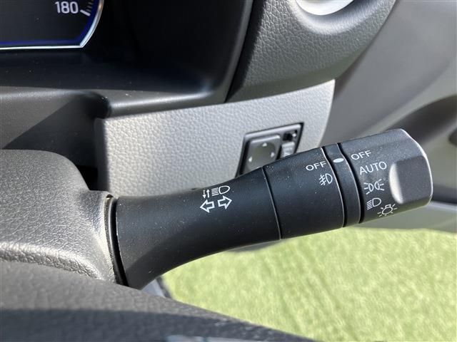 NISSAN NV350 CARAVAN 4WD 2021 Image 31