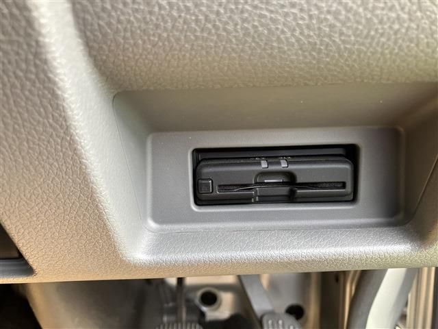 NISSAN NV350 CARAVAN 4WD 2021 Image 31