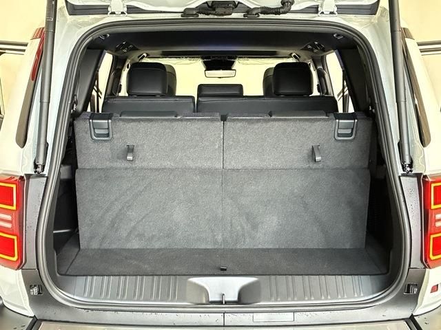 TOYOTA LANDCRUISER 250 2025 Image 31