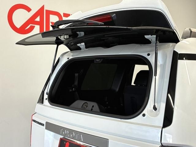 TOYOTA LANDCRUISER 250 2025 Image 31