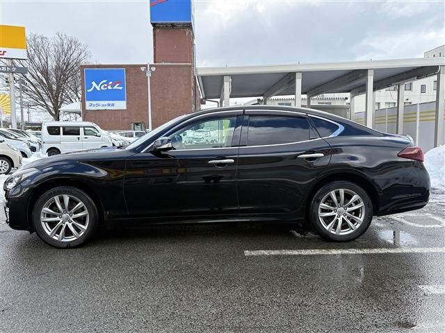 NISSAN FUGA 4WD 2017 Image 31