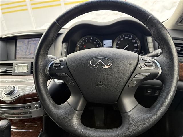 NISSAN FUGA 4WD 2017 Image 31