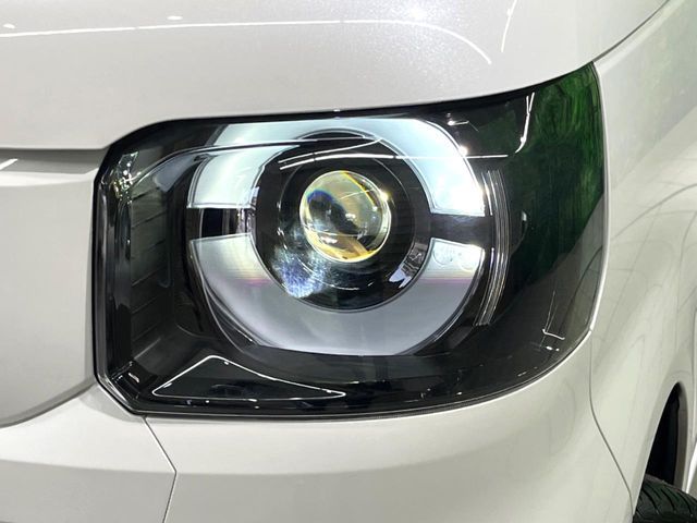 HONDA N BOX 2024 Image 31