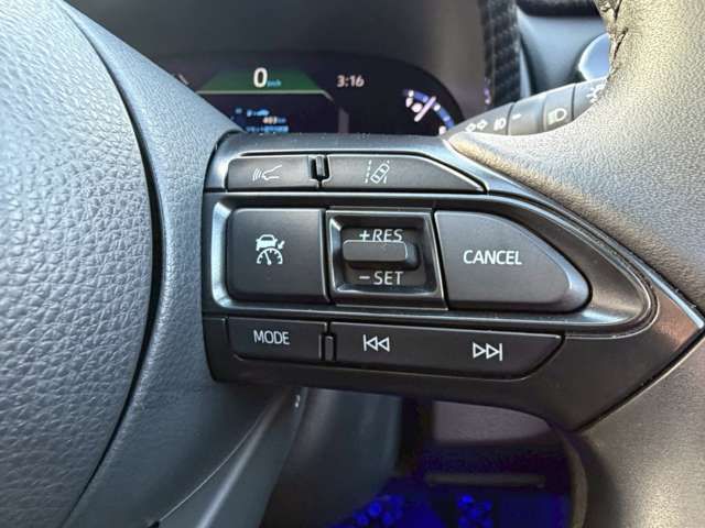 TOYOTA YARIS CROSS HYBRID 2022 Image 31