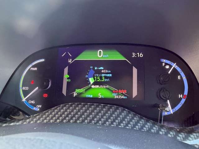 TOYOTA YARIS CROSS HYBRID 2022 Image 31