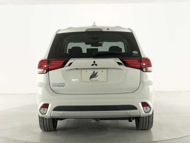 MITSUBISHI OUTLANDER PHEV 2017 Image 31