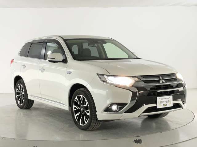 MITSUBISHI OUTLANDER PHEV 2017 Image 31
