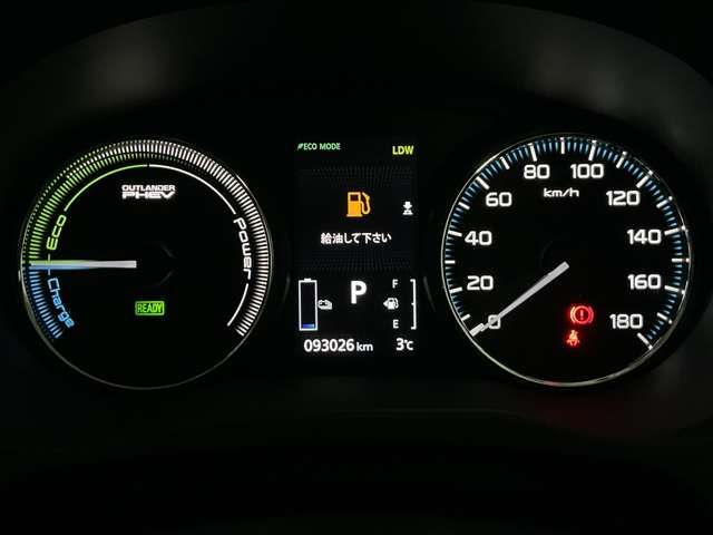 MITSUBISHI OUTLANDER PHEV 2017 Image 31