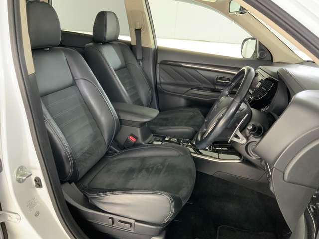 MITSUBISHI OUTLANDER PHEV 2017 Image 31