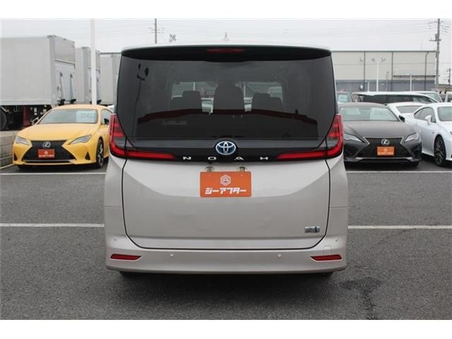 TOYOTA NOAH HYBRID 2022 Image 31