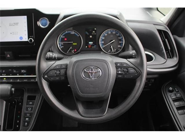 TOYOTA NOAH HYBRID 2022 Image 31