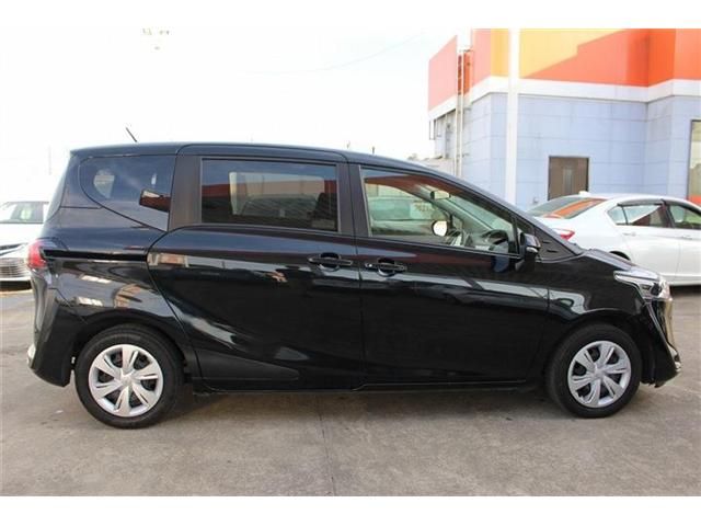 TOYOTA SIENTA HYBRID 2022 Image 31