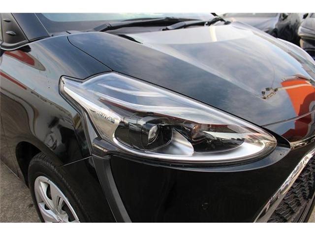 TOYOTA SIENTA HYBRID 2022 Image 31