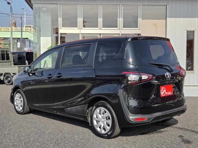 TOYOTA SIENTA 2017 Image 31