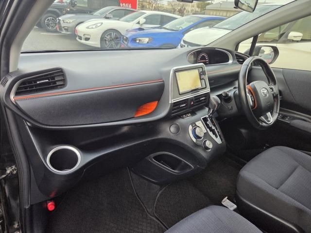 TOYOTA SIENTA 2017 Image 31