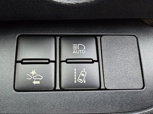 TOYOTA SIENTA 2017 Image 31