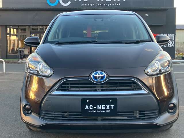 TOYOTA SIENTA HYBRID 2018 Image 31