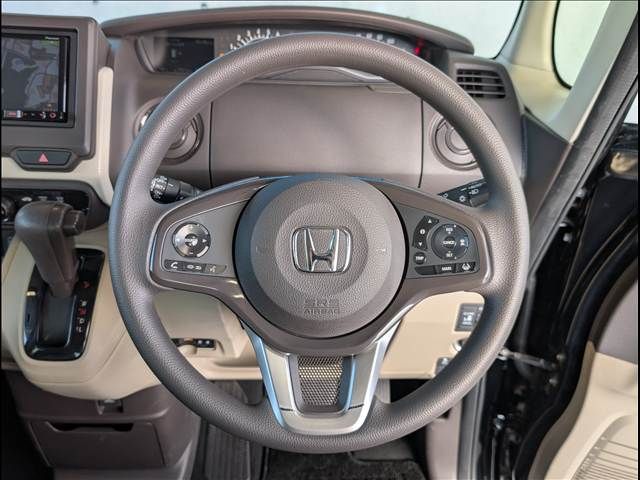 HONDA N BOX 2018 Image 31