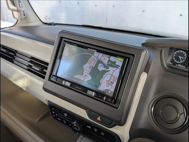 HONDA N BOX 2018 Image 31